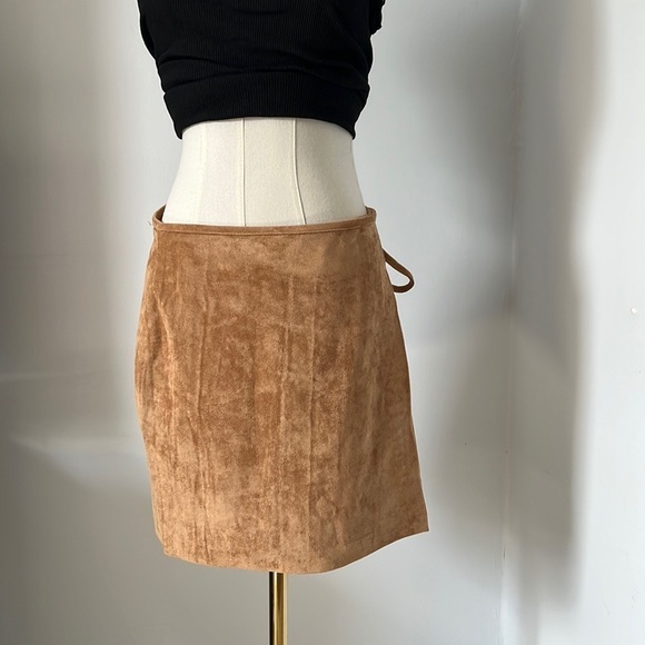 Blank NYC Dresses & Skirts - Blank NYC brown wrap mini skirt